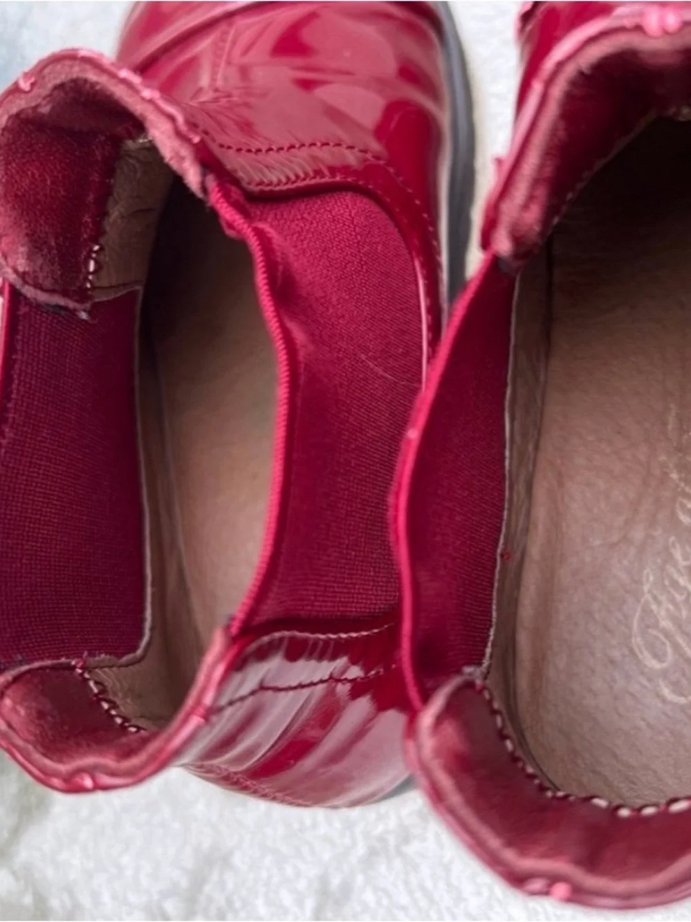 AOI Age of  innocence sz 26 burgundy PL Boots